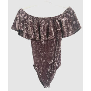 Altar’d State Crushed Velvet Off Shoulder Ruffled Bodysuit Size Small Purple